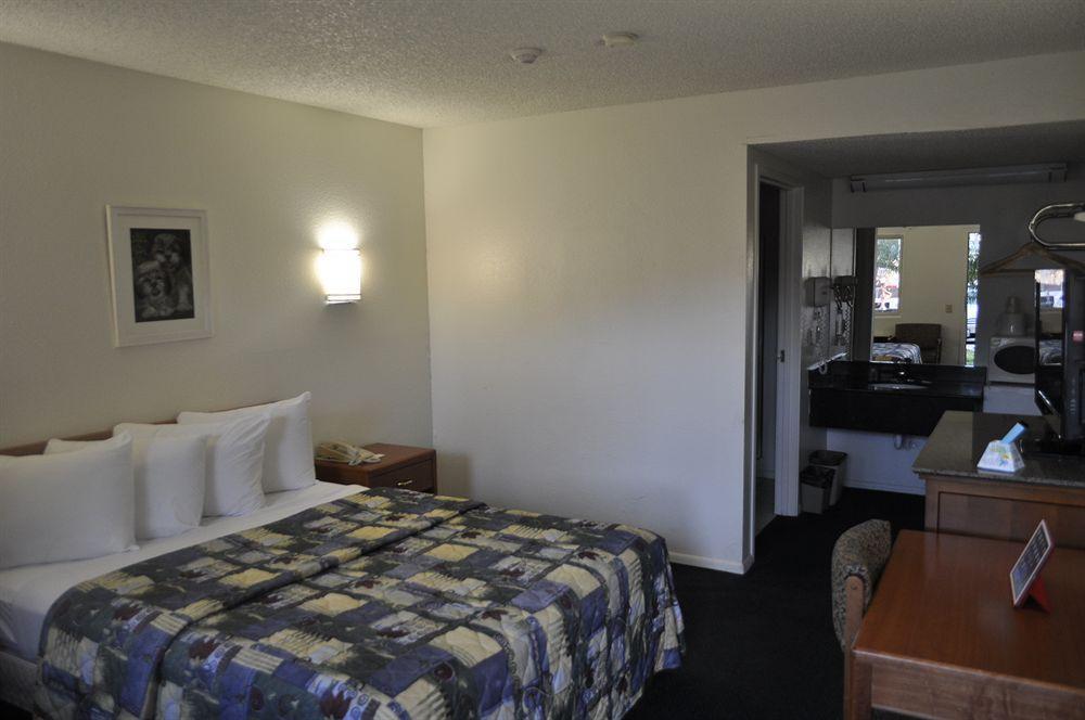 Pacific Inn Motel Distrito de San BuenaDistrito de San Buenaventura Exterior foto
